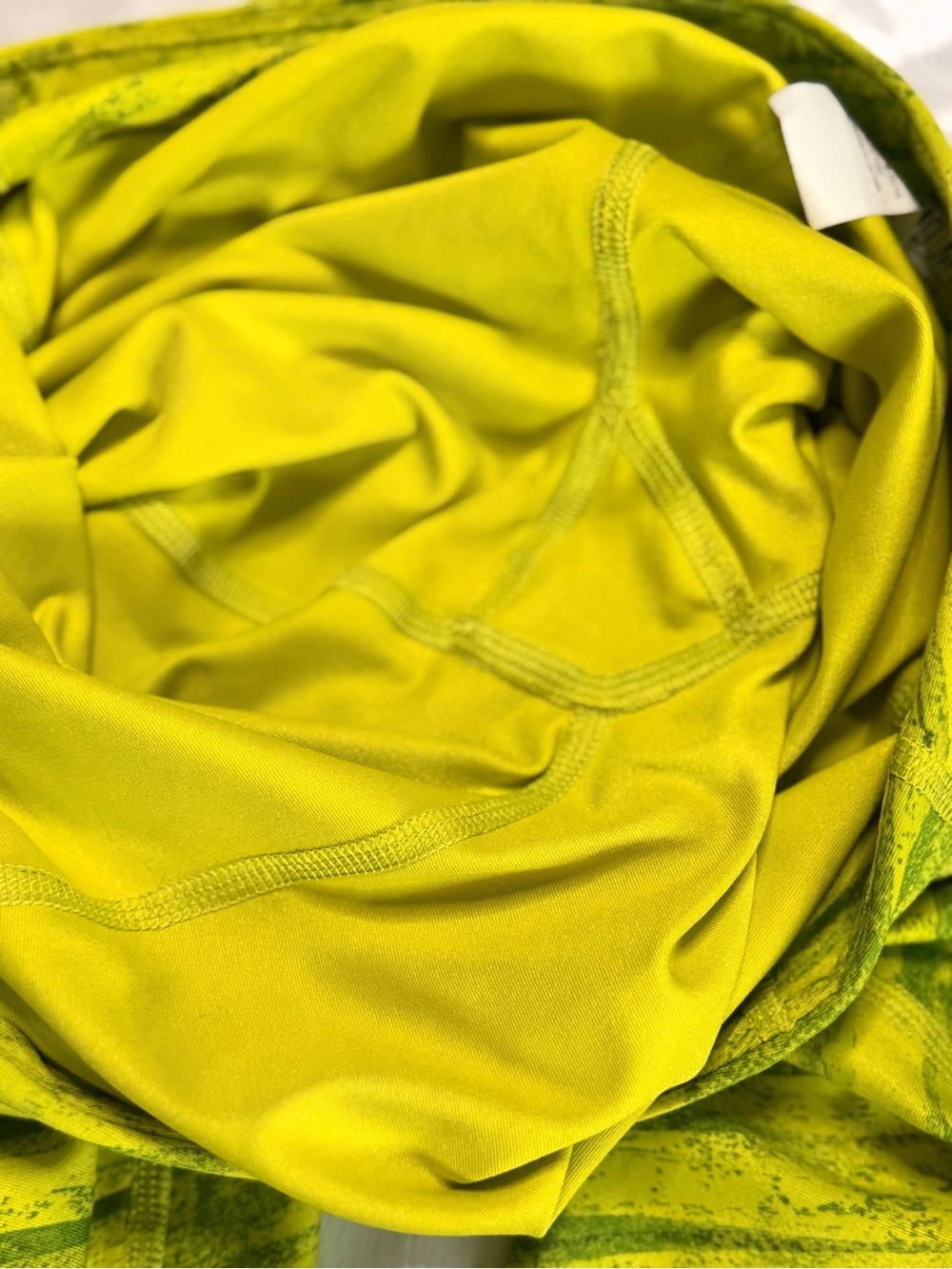 Under Armour Neon Yellow/Green Striped Athletic Compression Capri Leggings - Picture 5 of 6